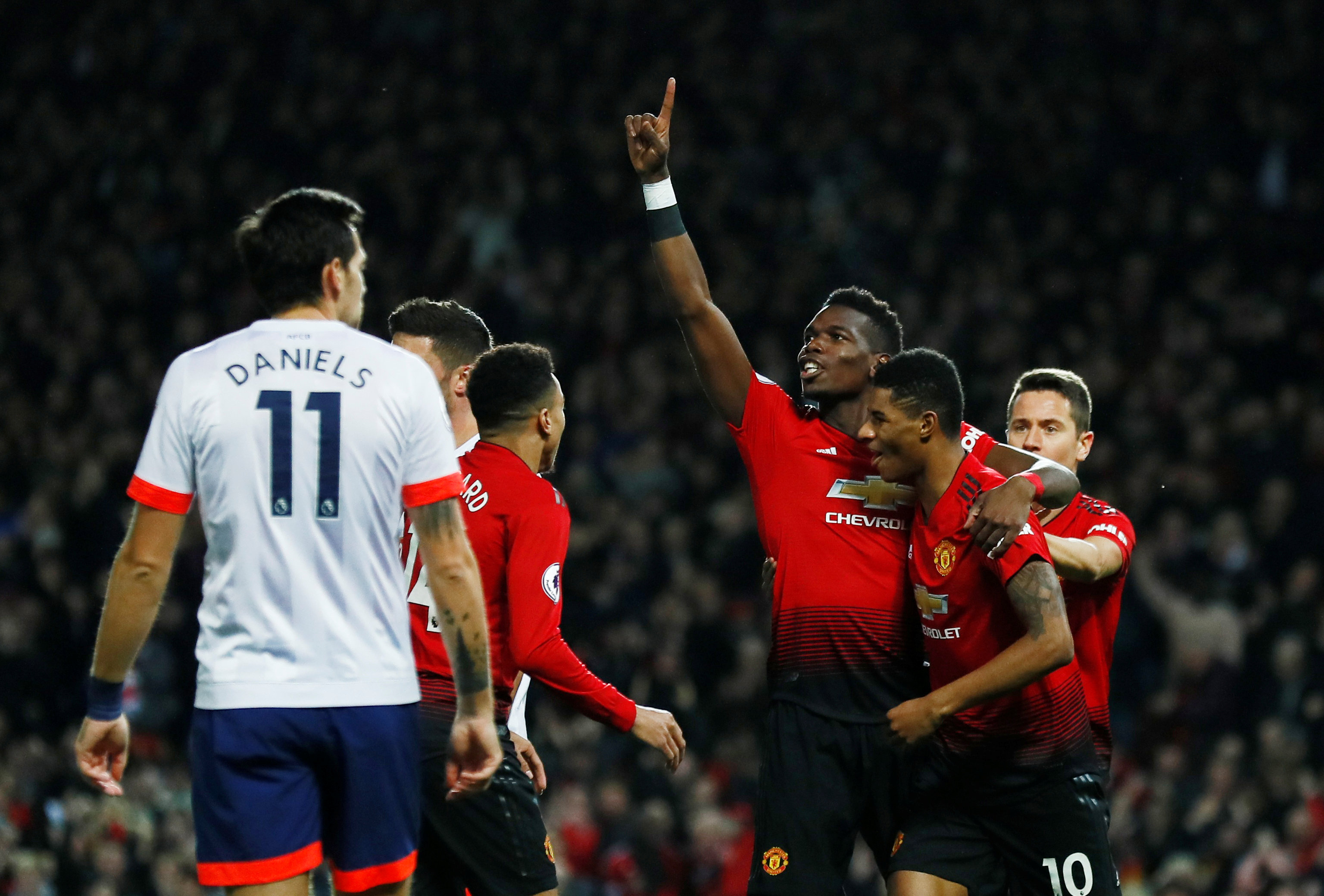 现代篮球中 现代篮球中